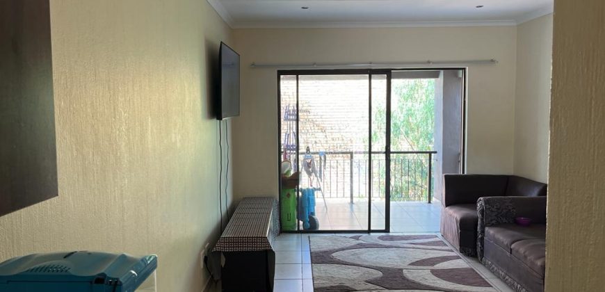 3 Bedroom Apartment, 2 bathroom and Communal pool