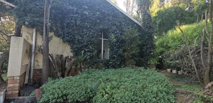 4 Bedroom House for Sale in Glenvista